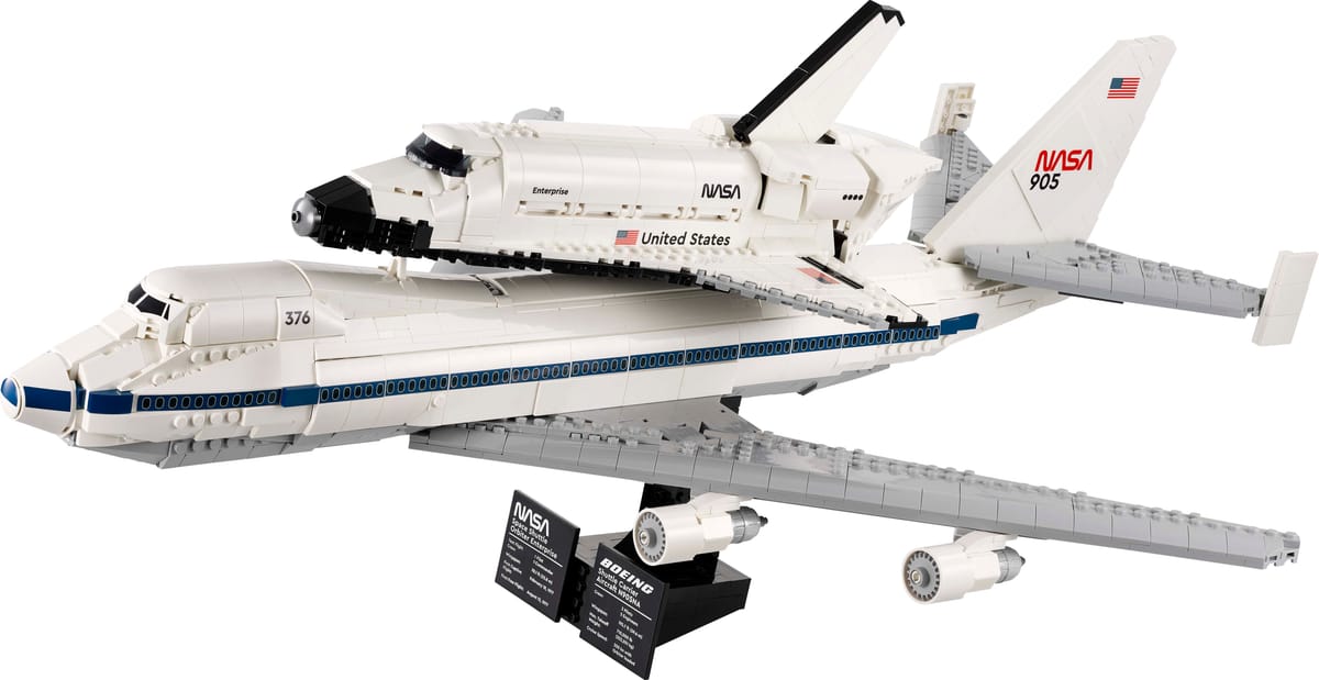 LEGO 10360 Samolot transportowy z promem kosmicznym