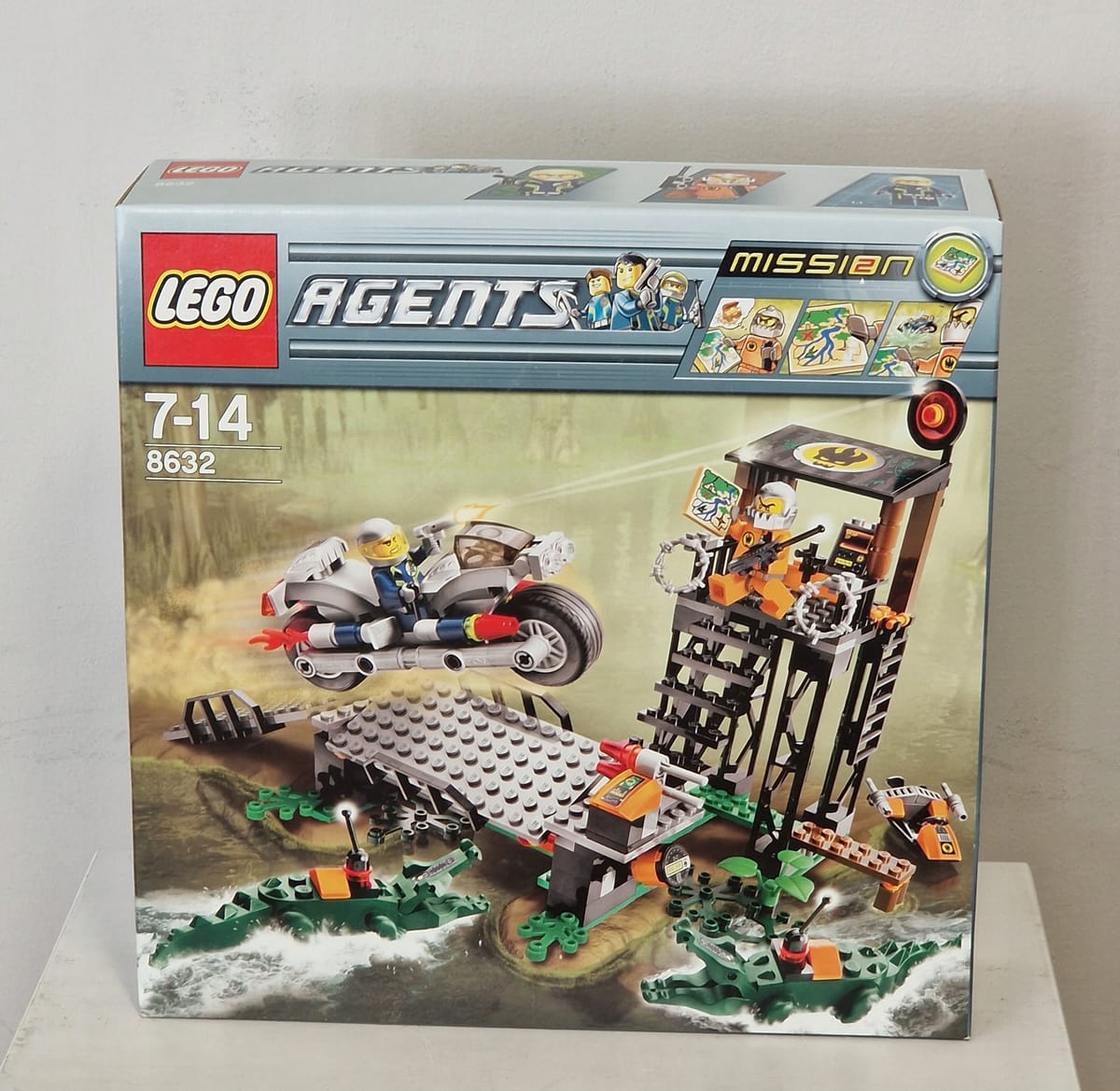 LEGO 8632 Mission 2: Swamp Raid